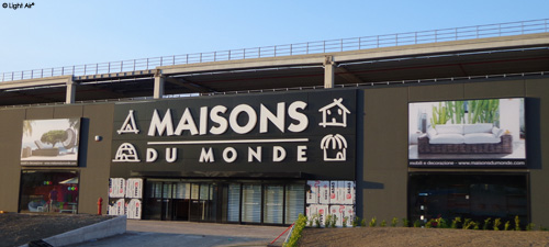 enseigne lumineuse, enseigne publicitaire, enseigne sur facade, enseigne commerciale