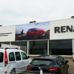 Toile_tendue_Enseigne_Communicante_SlimBox_Outdoor_Renault_Montelimar_Light_Air_3_1000.jpg