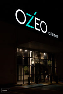 Toile-Tendue-Enseigne-Communicante-LightBox-Ozeo-Light-Air-2.jpg