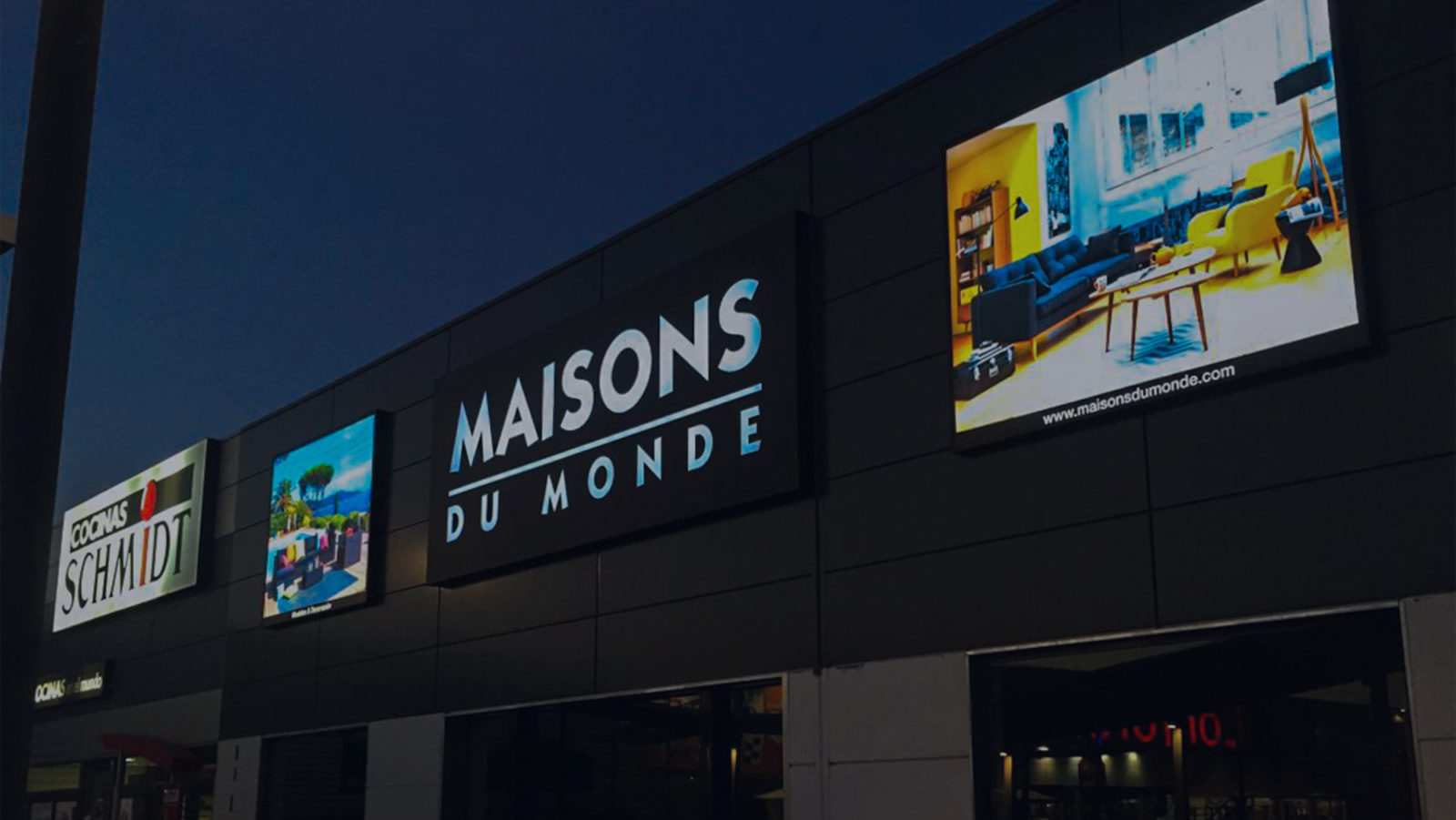 maison-du-monde-enseignes-de-reseaux-lightbox-lightair
