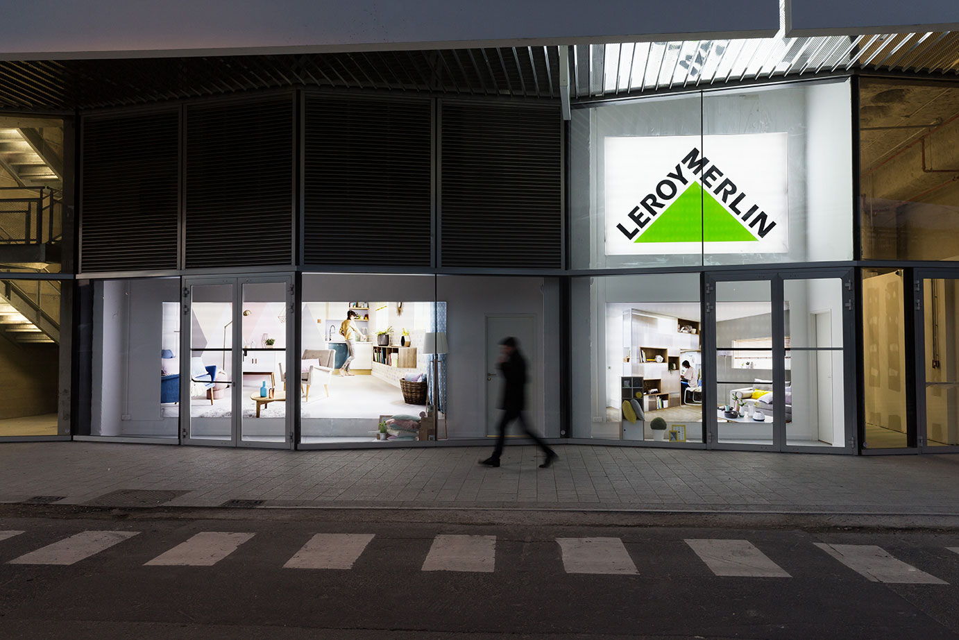 lightBox-easy-enseigne-reseaux-indoor-leroy-merlin-paris