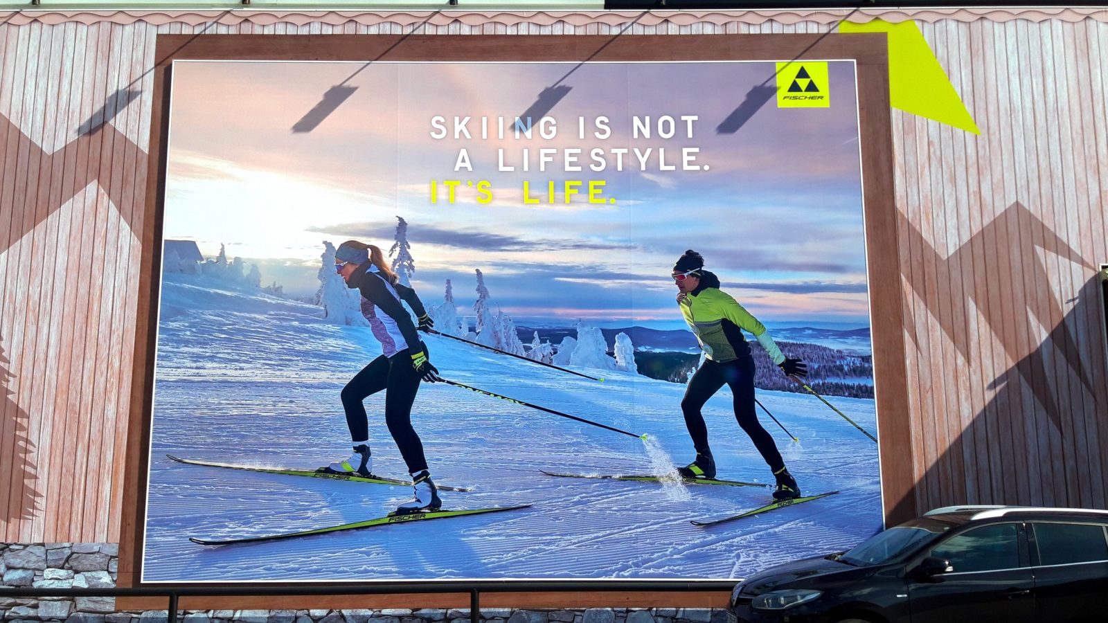 Ekosport renouvelle son habillage communicant pour l’hiver