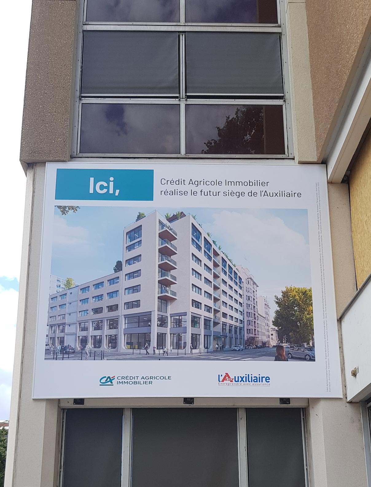 Publicité sur chantier  Crédit Agricole dévoile son futur grand projet
