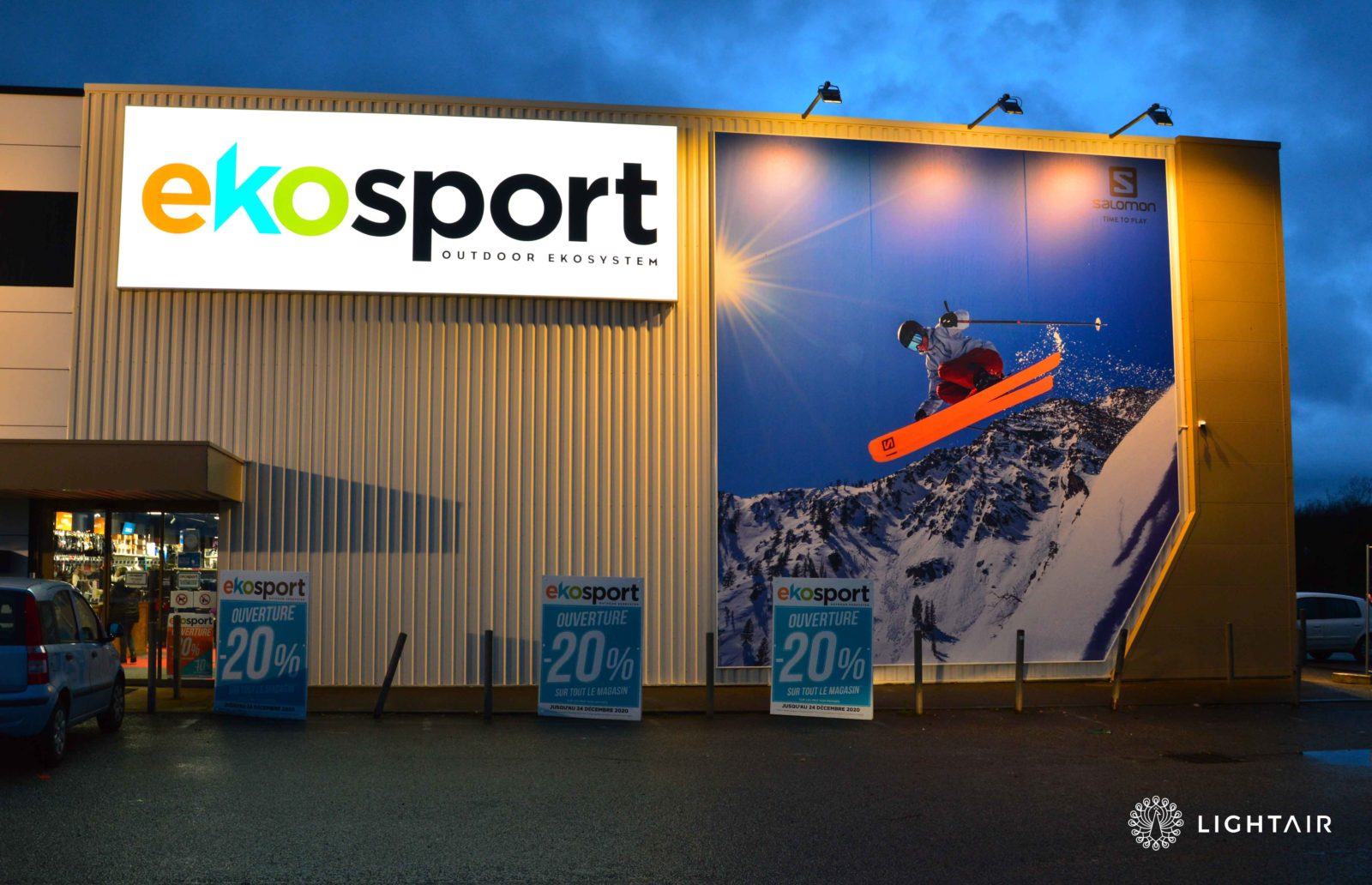 caisson-lumineux-slimbox-facade-ekosport-saint-priest-maintenance-enseigne