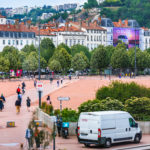 affichages-grands-formats-volkswagen-lightair-lyon