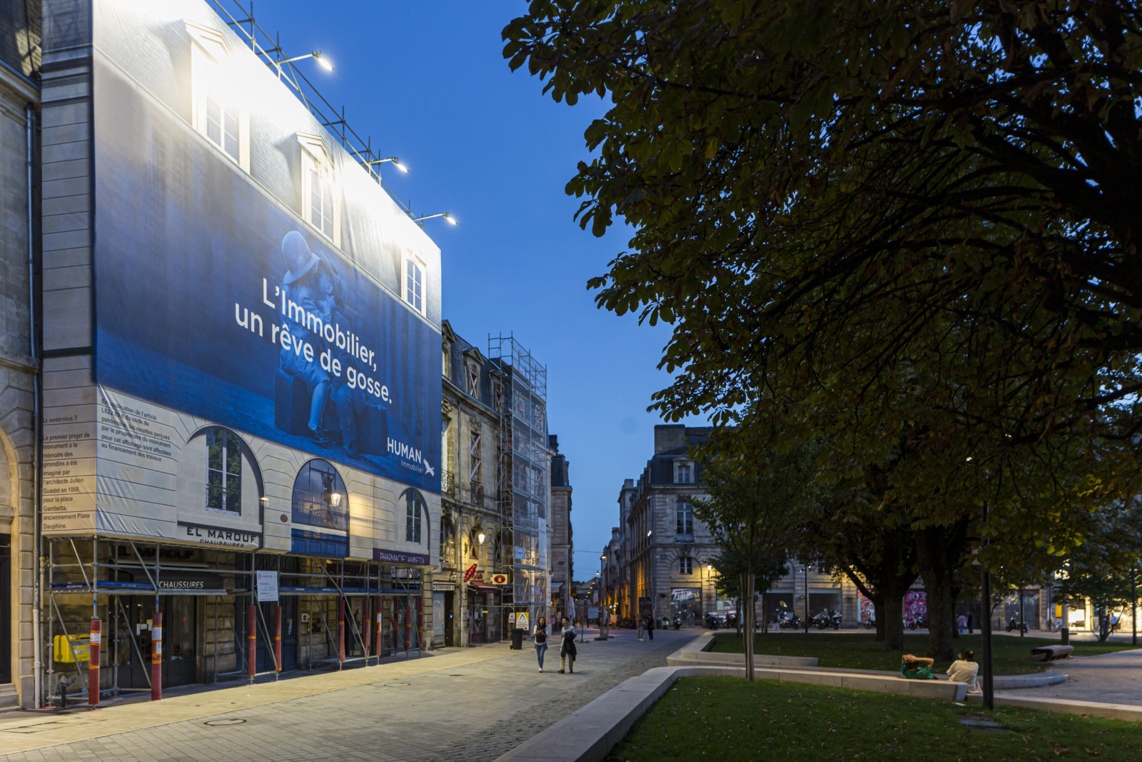 publicite-sur-immeuble-groupe-human-bordeaux