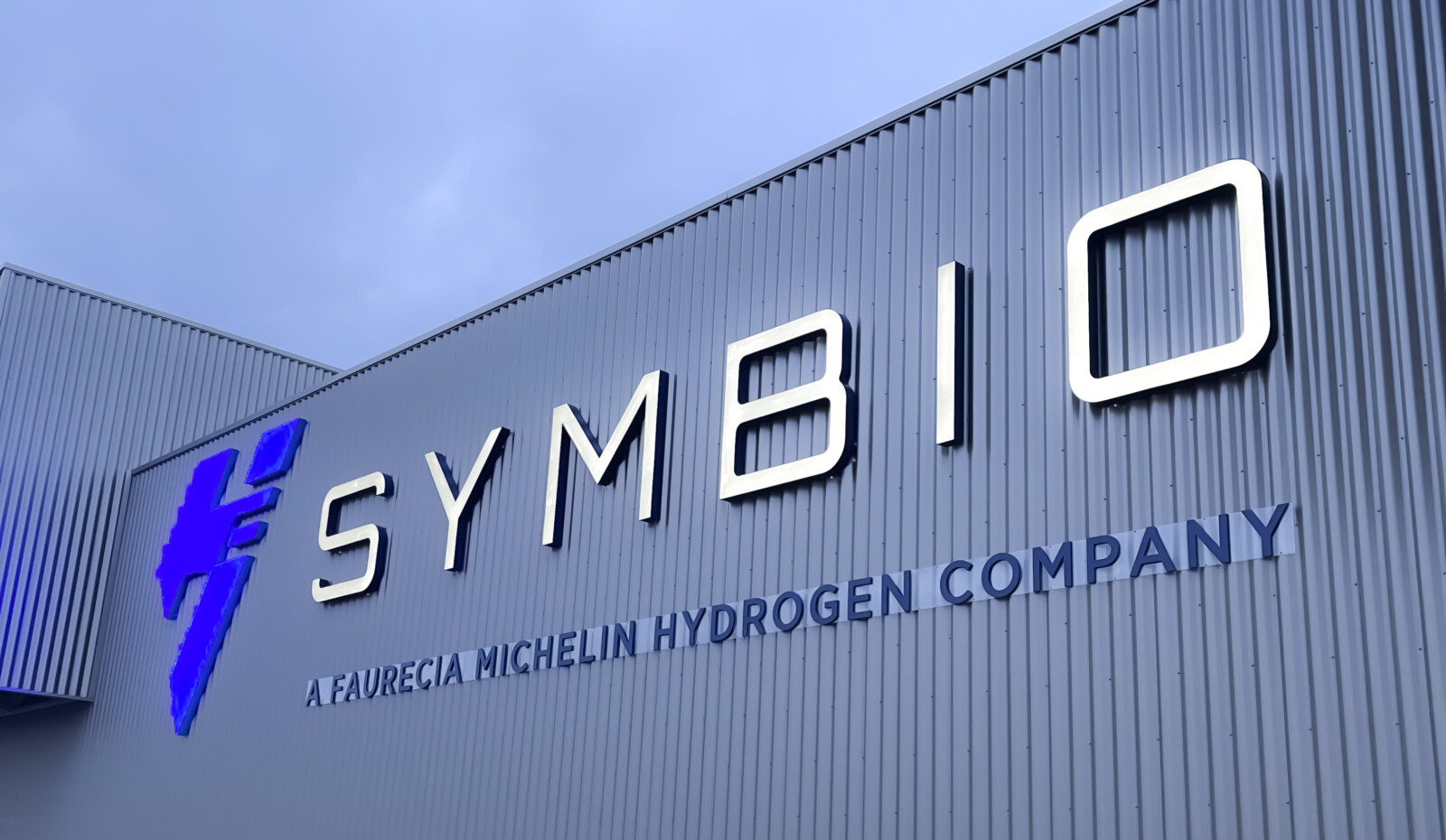 enseigne-lumineuse-usine-symbio-lightair