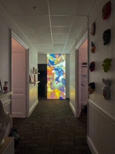 dissidentia-caisson-interieur-lumineux-lightair-decoration-interieure-bureaux