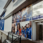 intersport-habillage-point-de-vente-covering-adhesif-champagne