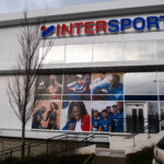 intersport-habillage-point-de-vente-covering-adhesif-champagne