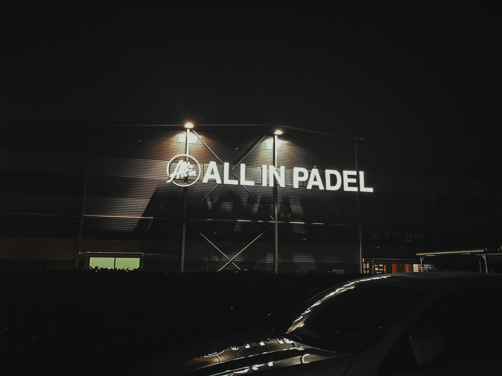 enseigne-lumineuse-all-in-padel-lightair