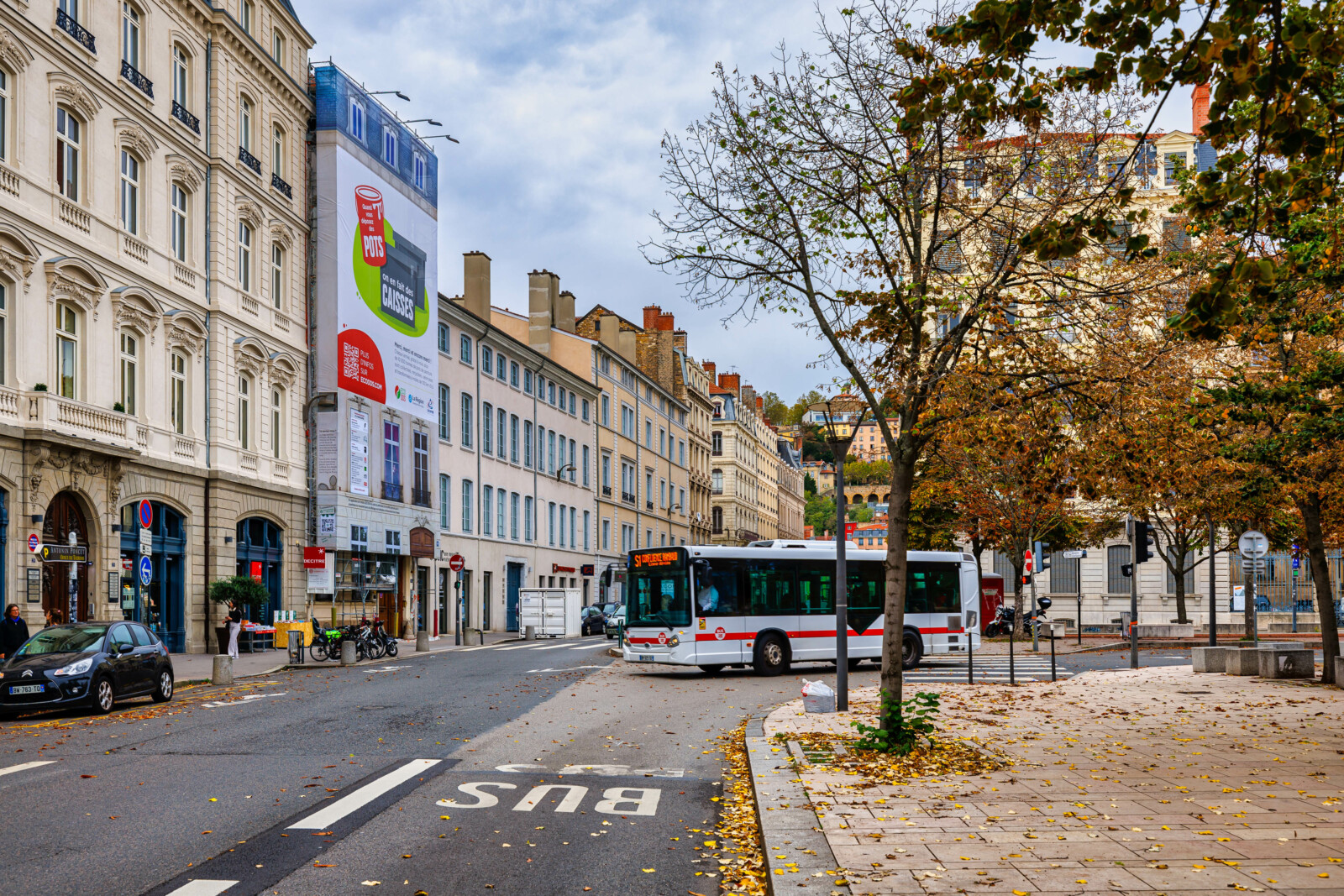 toile-publicitaire-sur-immeuble-ecodds-lyon