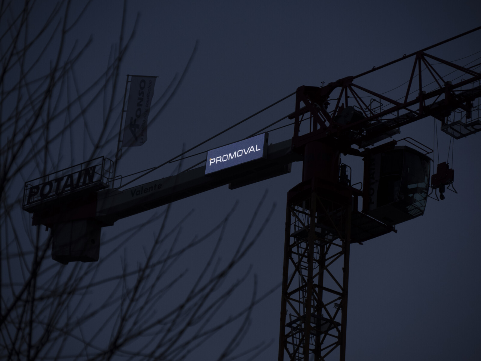location-lightbox-grue-promoval-tassin