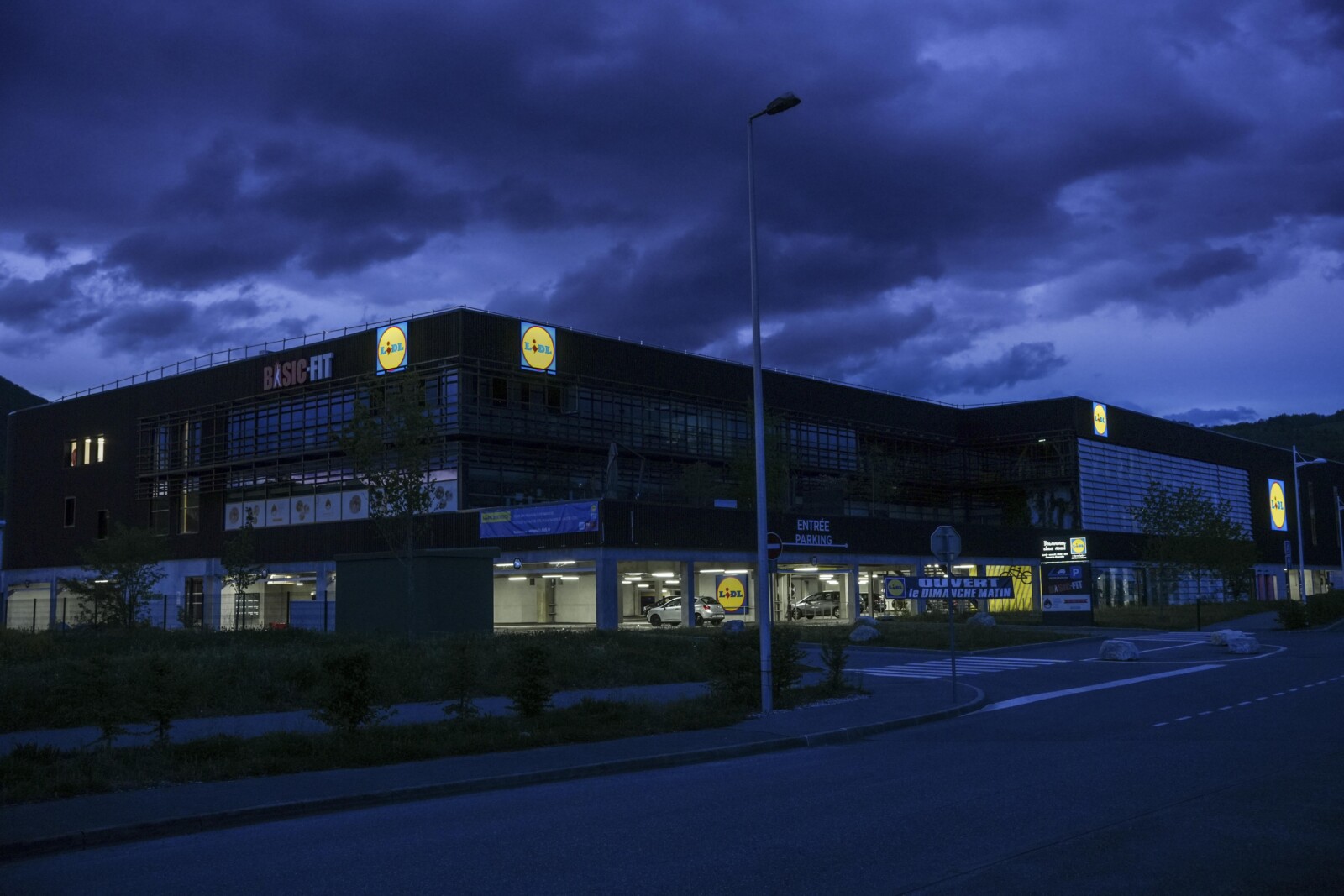 enseignes-lumineuses-lidl-epagny