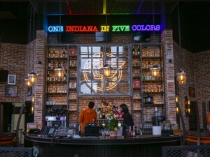 enseignes-lumineuses-et-signaletique-indiana-cafe-au-carre-de-soie