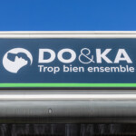 ameliorer-visibilite-magasin-avec-caissons-lumineux-do&ka