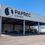 Vue de profil montrant la précision de la nouvelle enseigne en lettrages découpés sur le bâtiment industriel de Saint Pardoux.